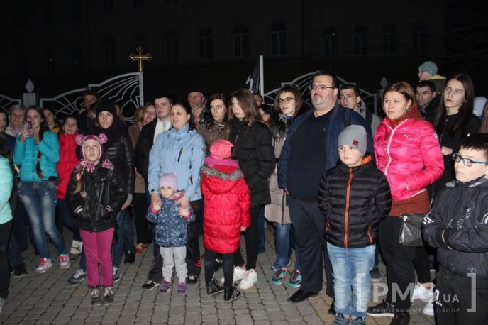 У Мукачеві відбулась церемонія переведення годинників на літній час – 12 У Мукачеві відбулась церемонія переведення годинників на літній час – 12