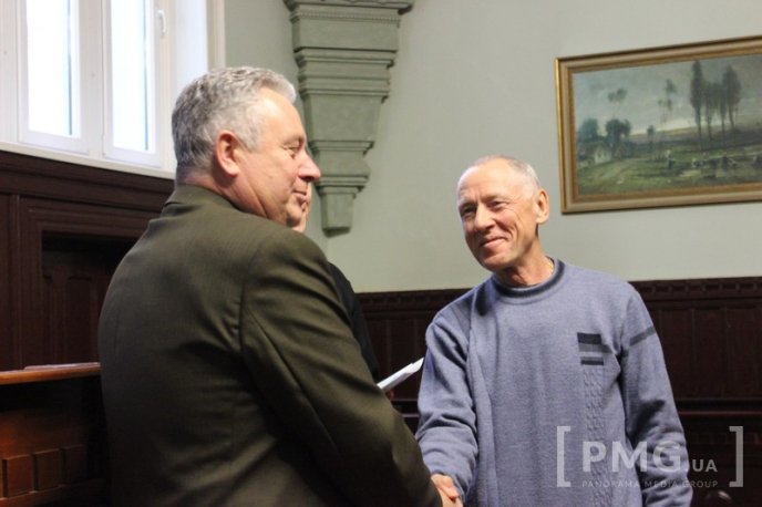 У Мукачеві сімох воїнів-інтернаціоналістів нагородили пам’ятними відзнаками Президента України – 06