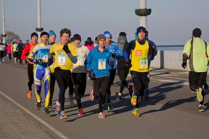 Мукачівець здобув перемогу у престижному новорічному напівмарафоні (ФОТО) – 05