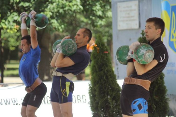 На "Фестиваль сили" у Мукачево з’їхались команди зі всієї України та кількох країн Європи – 01