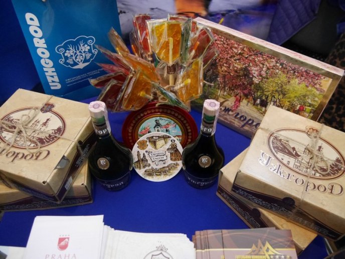 В Ужгороді стартувала найбільша туристична виставка області – 09