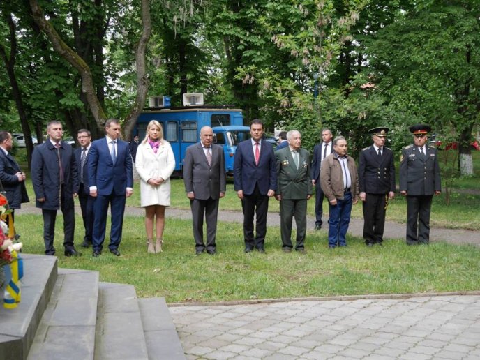 В Ужгороді вшанували 30-ту річницю Чорнобильської трагедії – 13