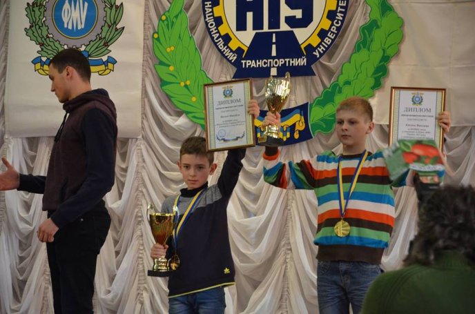 Закарпатська команда "Хуст-Екстрім" стала чемпіоном України з мотокросу – 02