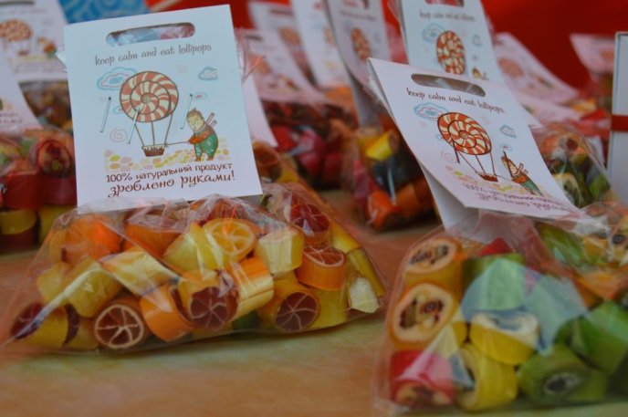 В Ужгороді стартував фестиваль "Медовий спас" – 15