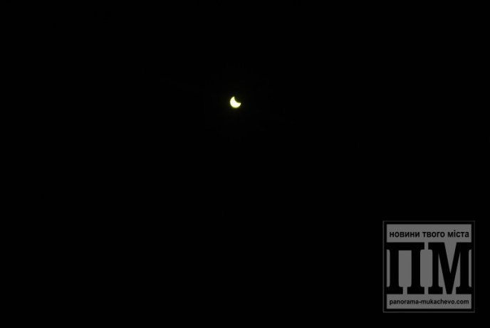 Мукачівці вже споглядають за частковим затемненням Сонця (ФОТО) – 04