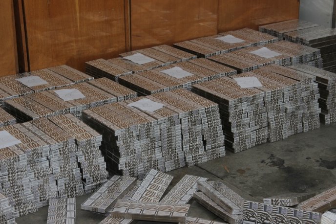 У пиломатеріалах, які перевозив чоловік, знаходилося 95 тисяч пачок цигарок – 01