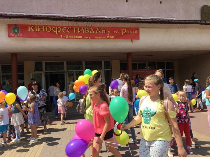 Рахівщина на три дні поринула у світ українського кіно – 09