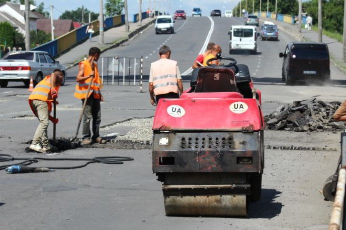 До четверга у Мукачеві ремонтують вулицю Масарика – 02