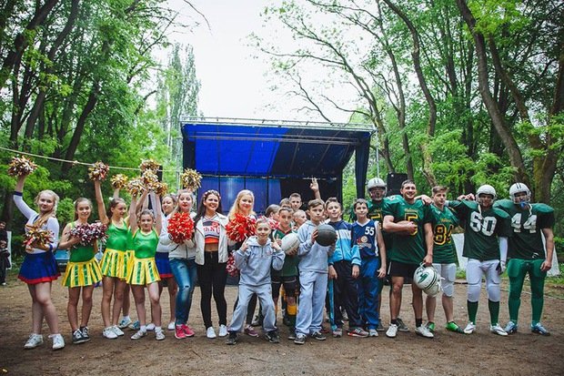 Ужгородці та гості міста відпочивають на новому для обласного центру фестивалі "МАЙся Фест" (ФОТО) – 02