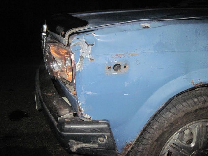 П’яний водій на своєму автомобілі збив мотоцикл, на якому їхали неповнолітній юнак з дівчиною (ФОТО) – 01 П’яний водій на своєму автомобілі збив мотоцикл, на якому їхали неповнолітній юнак з дівчиною (ФОТО) – 01