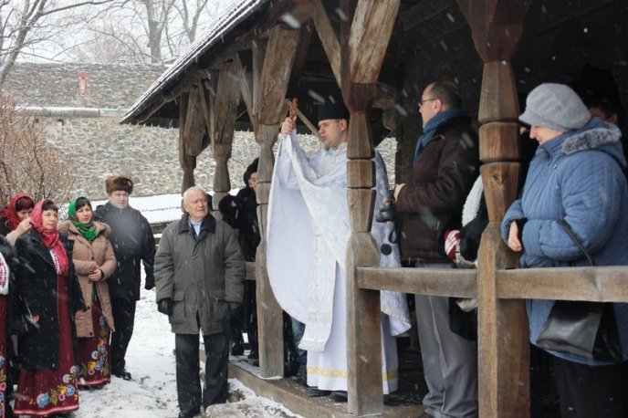До Ужгорода з’їхалися колядники з різних куточків Закарпаття (ФОТО) – 01