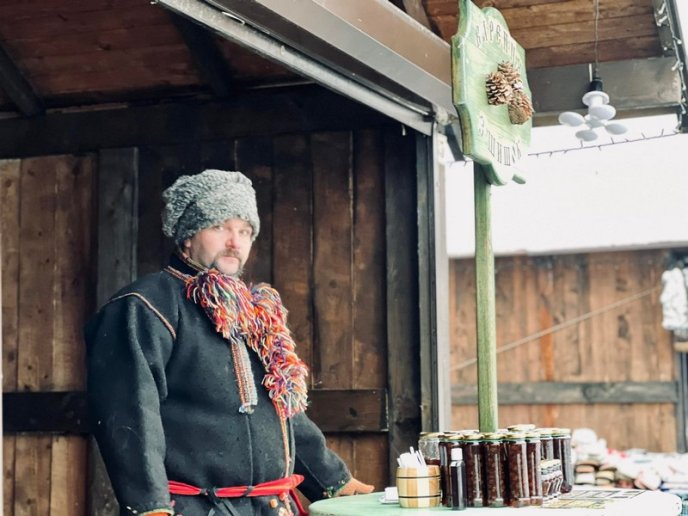 У Мукачеві урочисто відкрили фестиваль «Червене вино 2022» – 05