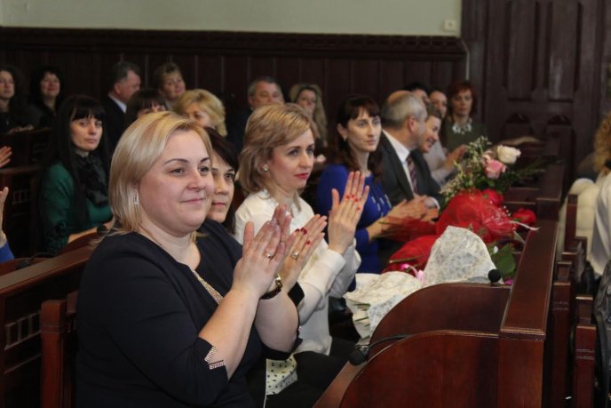 У Мукачеві нагородили найкращих вчителів міста – 01