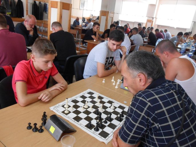 Мукачівці здобули перемогу на командному турнірі зі швидких шахів – 03