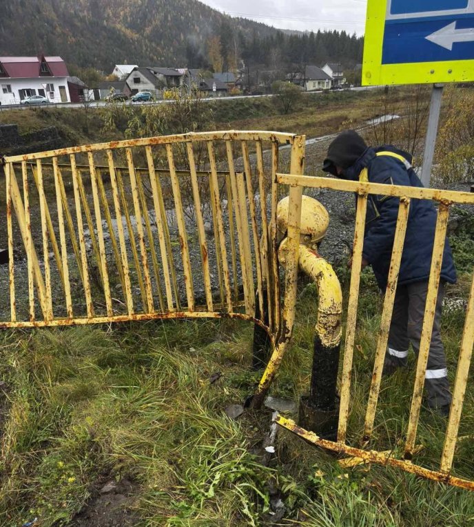 Через автотрощу більше 200 абонентів на Закарпатті залишилися без газу – 01