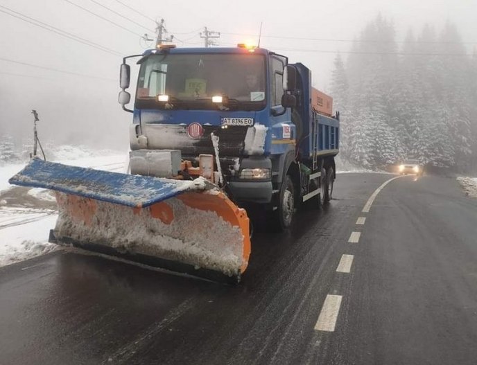 Міжгірщину засипало снігом – 02