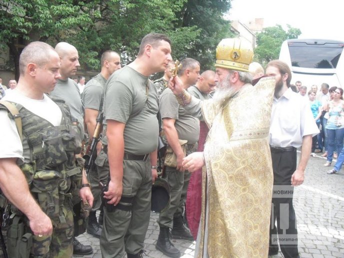 В Ужгороді закарпатських правоохоронців проводжали у зону АТО (ФОТО) – 03