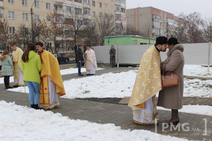 У Мукачеві архієрей з Ватикану освячує греко-католицький храм святих рівноапостольних Кирила та Мефодія – 15