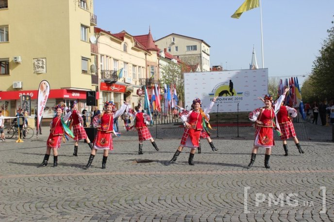 У Мукачеві урочисто відкрили чемпіонат світу зі слідової роботи службових собак – 02