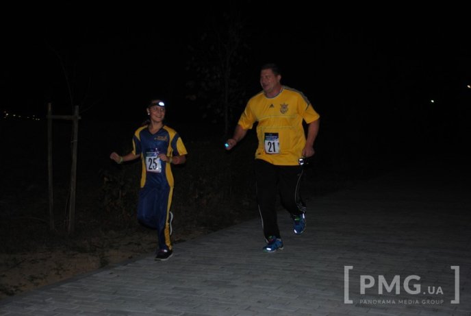У місті над Латорицею відбувся нічний забіг "Mukachevo Light Run" – 06