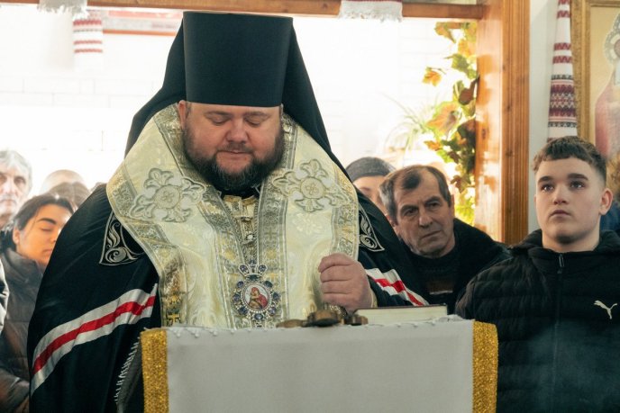 У Мукачеві поховали воїна, який захищав Україну з початку повномасштабного вторгнення – 04