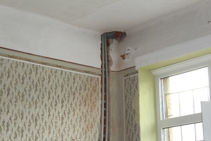 У Мукачеві триває реконструкція Будинку школярів – 08