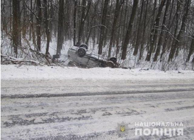 Неподалік Мукачева сталась жахлива ДТП: водій у реанімації – 02 Неподалік Мукачева сталась жахлива ДТП: водій у реанімації – 02