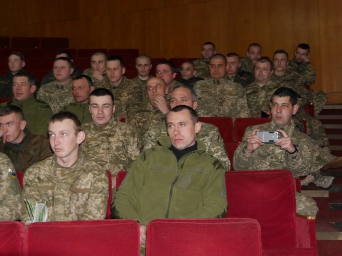 В Ужгороді нагородили військових 15-го окремого гірсько-піхотного батальйону – 03