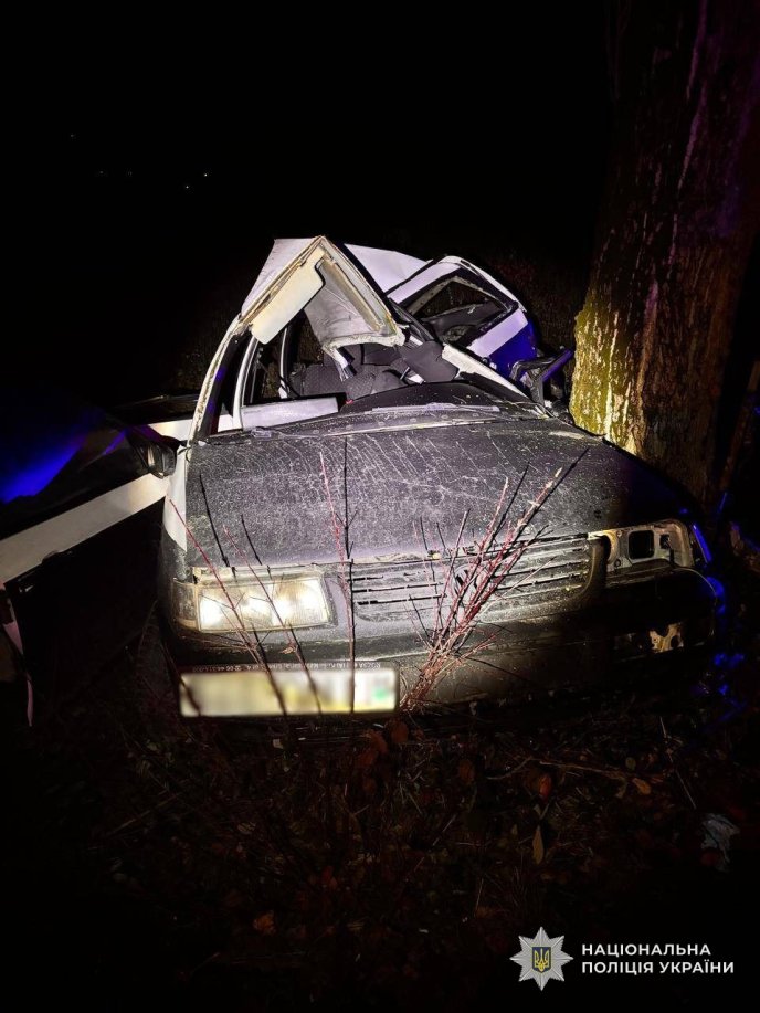 Автомобіль після аварії у Королеві