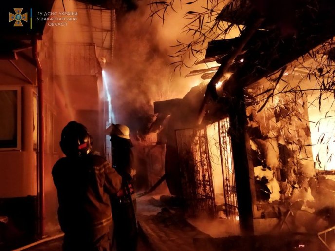 У селі Мукачівського району трапилась жахлива пожежа – 02
