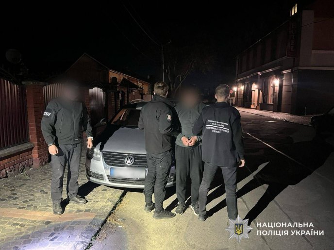 Правоохоронці викрили трьох закарпатців: що вони накоїли – 01