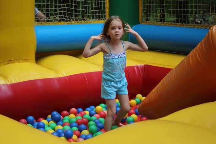 У Боздоському парку в Ужгороді розпочалося святкування Дня захисту дітей – 04