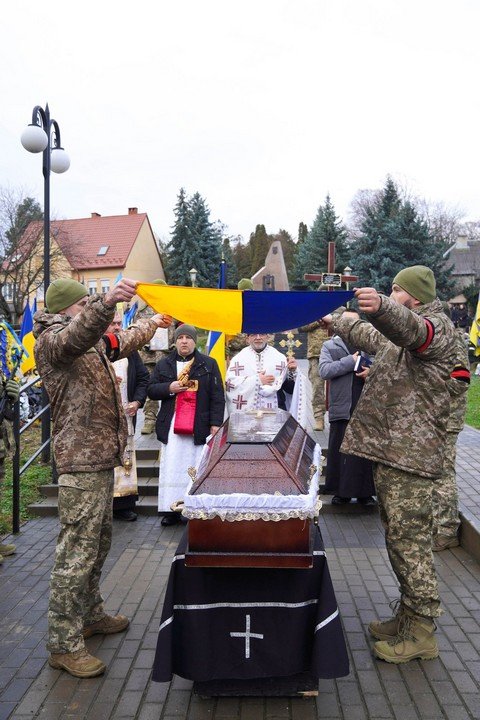 Прощання з Героєм