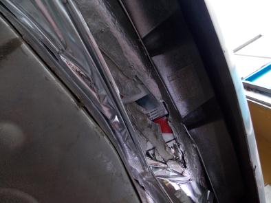 Українець заповнив свій автомобіль контрабандними сигаретами (ФОТО) – 03