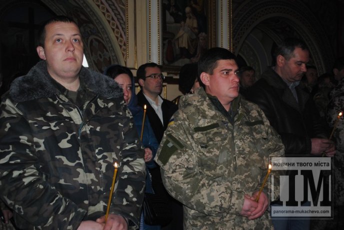 У Мукачеві прощались з майором 128-ої бригади Олексієм Гуртовим (ФОТОРЕПОРТАЖ) – 14