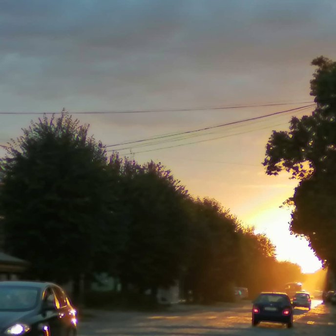 Неймовірний захід сонця підкорив мукачівців  – 02