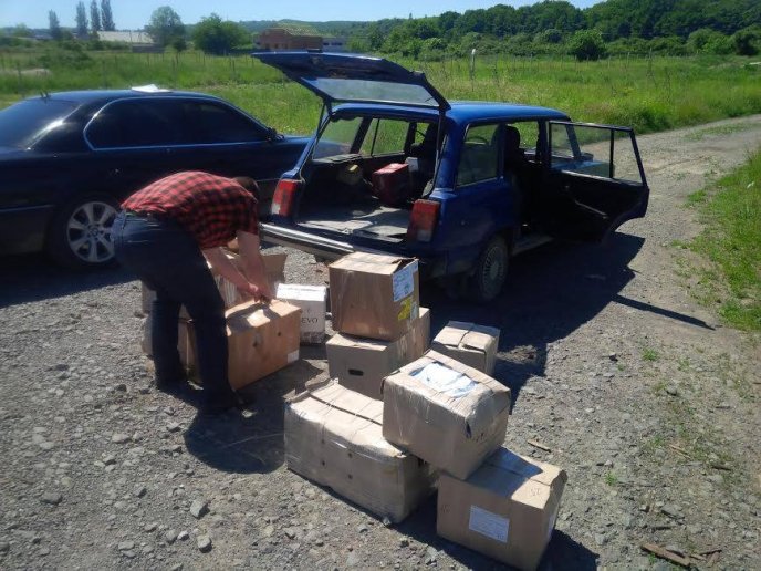 Правоохоронці Ужгорода виявили цех по виробництву "лівої" горілки та коньяку – 06