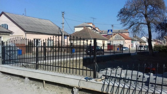 У Мукачеві тривають роботи з реконструкції будівлі станції юних техніків – 02