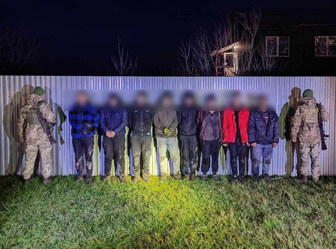 Довелося здійснити кілька пострілів: прикордонники розповіли, що сталось на кордоні – 01 Довелося здійснити кілька пострілів: прикордонники розповіли, що сталось на кордоні – 01