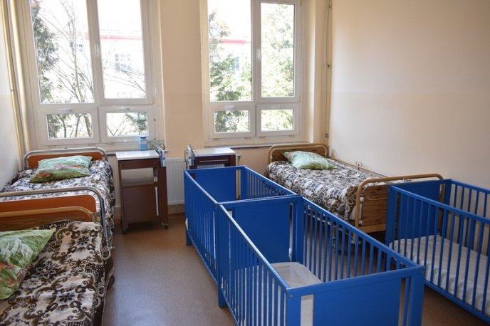 В Ужгороді відремонтували другий поверх міської дитячої лікарні – 08