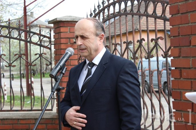 У Мукачеві відкрили меморіальну дошку бійцю АТО Руслану Ігнатишину – 11