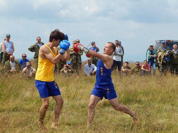 Учора закарпатські десантники відзначили 85-річницю Повітряно-десантних військ – 04