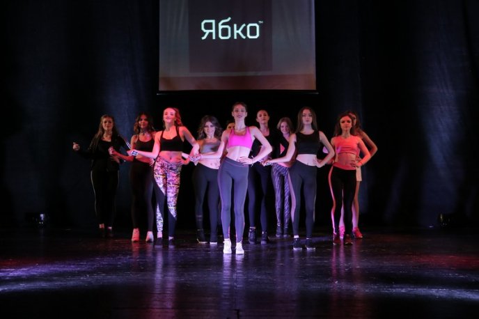 У Мукачеві визначили володарку титулу конкурсу краси "Міс МКТЕК 2018" – 35