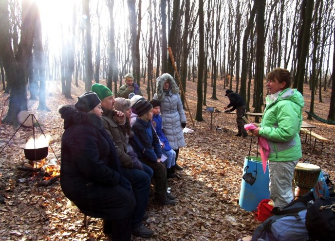 У лісі на виїзді з Мукачева влаштували новорічну зустріч у кельтському стилі – 07