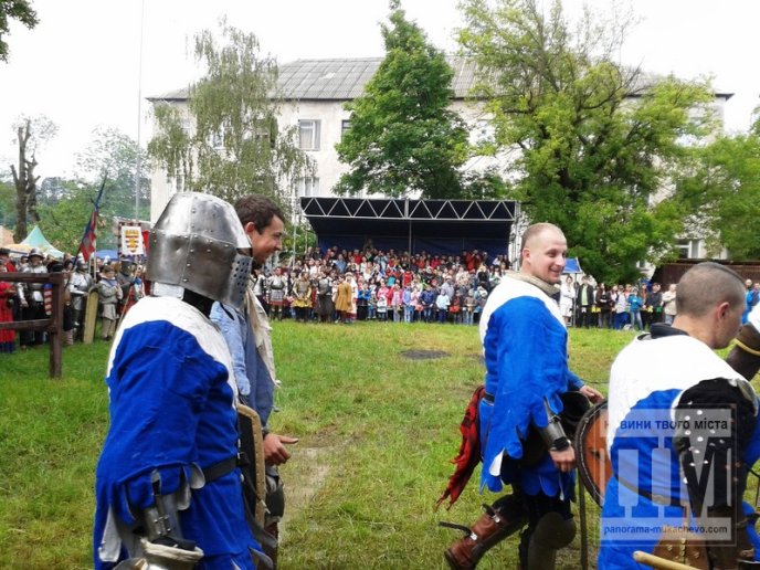 У чинадіївському замку Сент-Міклош проходить фестиваль історичної реконструкції "Срібний Татош" (ФОТО) – 23