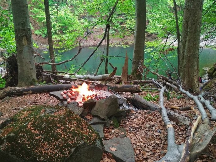 Соцмережі підкорюють фото загадкових озер, які зникнуть вже в червні – 02