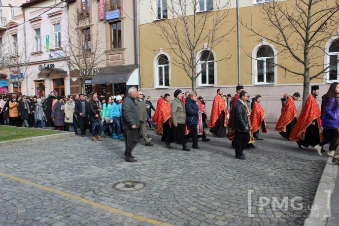 Вулицями Мукачева пройшла Хресна Хода – 23