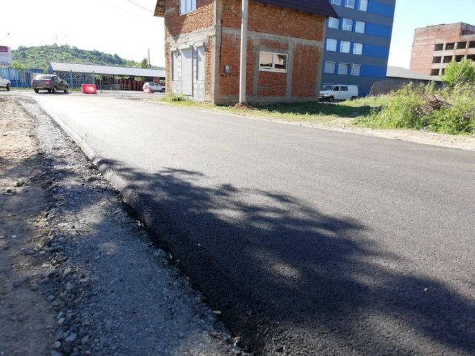 У Мукачеві заасфальтували ще три вулиці – 02