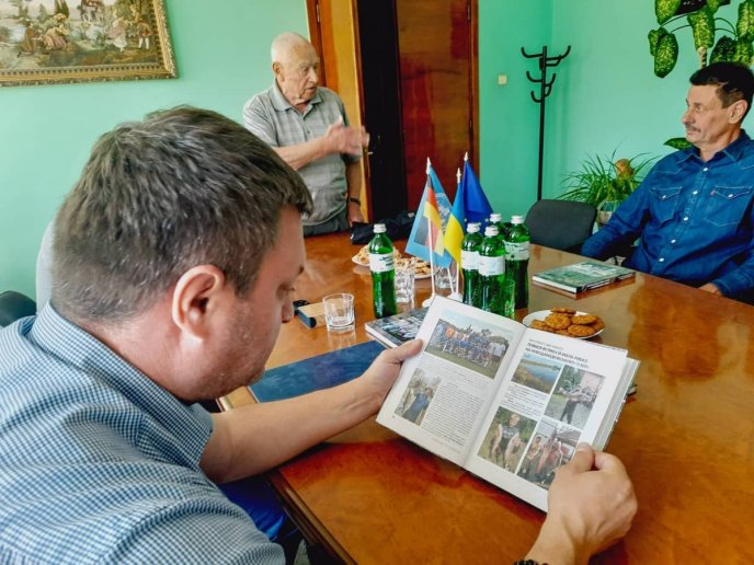Відбулась попередня презентація книги про Нове Давидково – від історії села до сьогодення – 01
