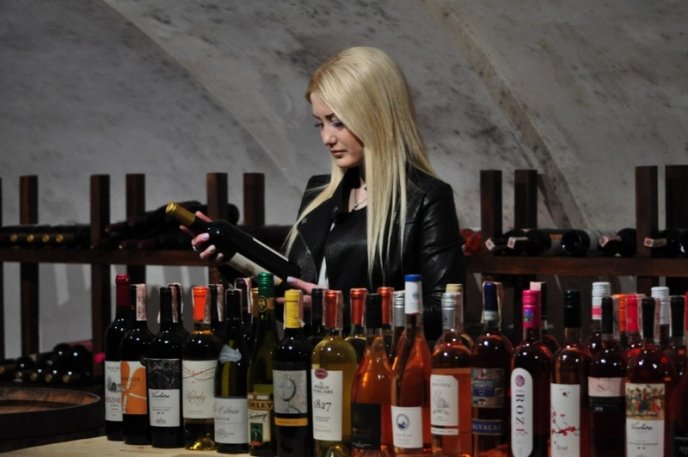 Сьогодні в Ужгороді розпочався дводенний фестиваль «Sakura Wine» – 18